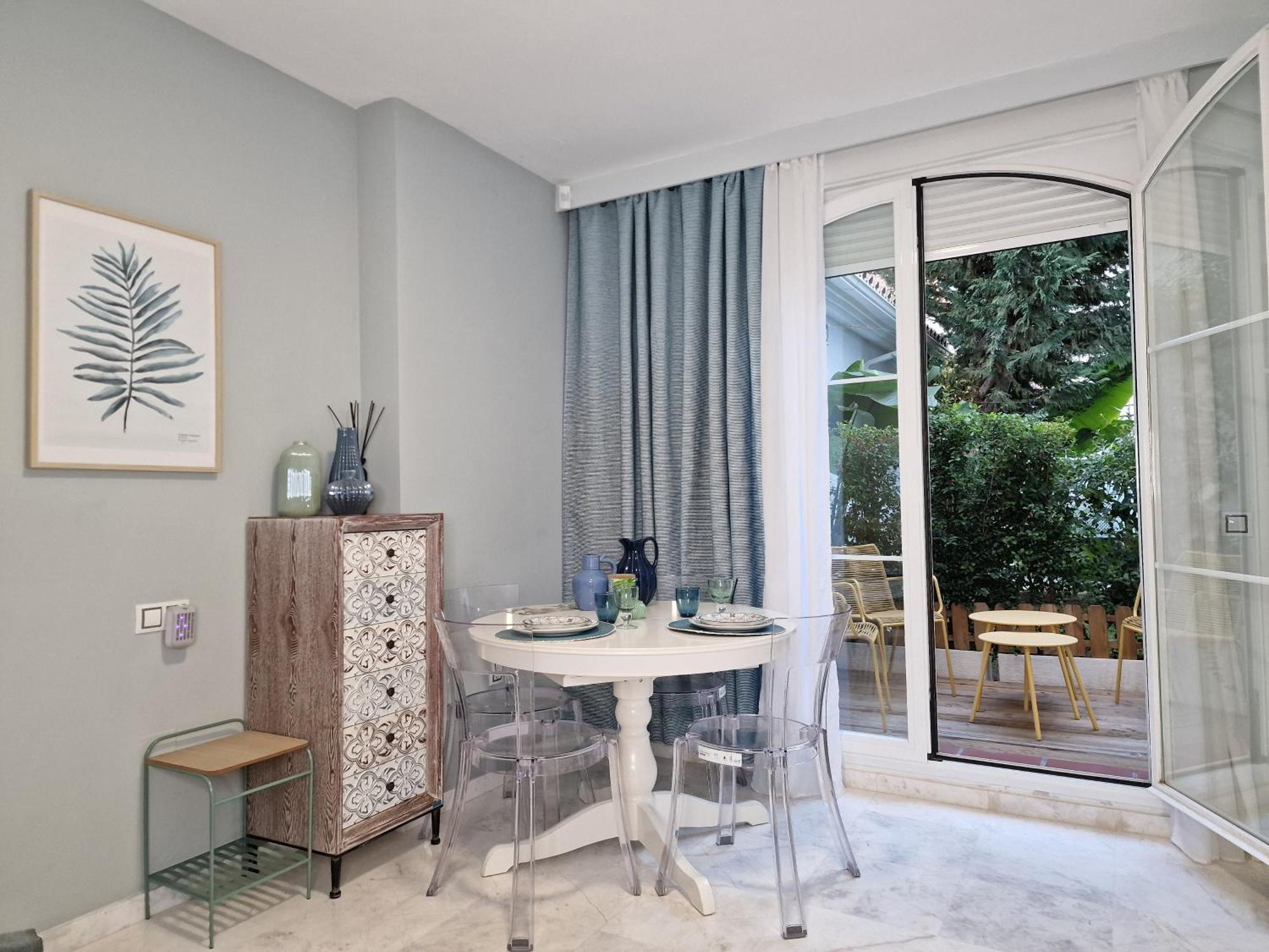 Sun & Palms - Cozy Flat In Quiet Neighbourhood With A Great Pool Area Apartman Málaga Kültér fotó