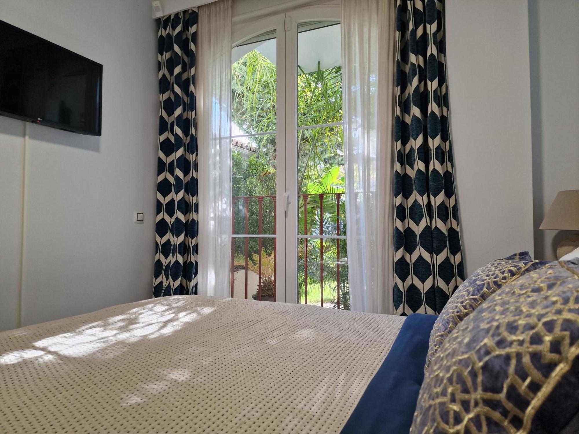 Sun & Palms - Cozy Flat In Quiet Neighbourhood With A Great Pool Area Apartman Málaga Kültér fotó